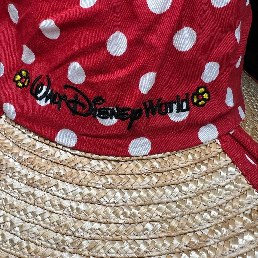 Walt Disney World polka dot Minnie Mouse red white sun hat straw vacation resort